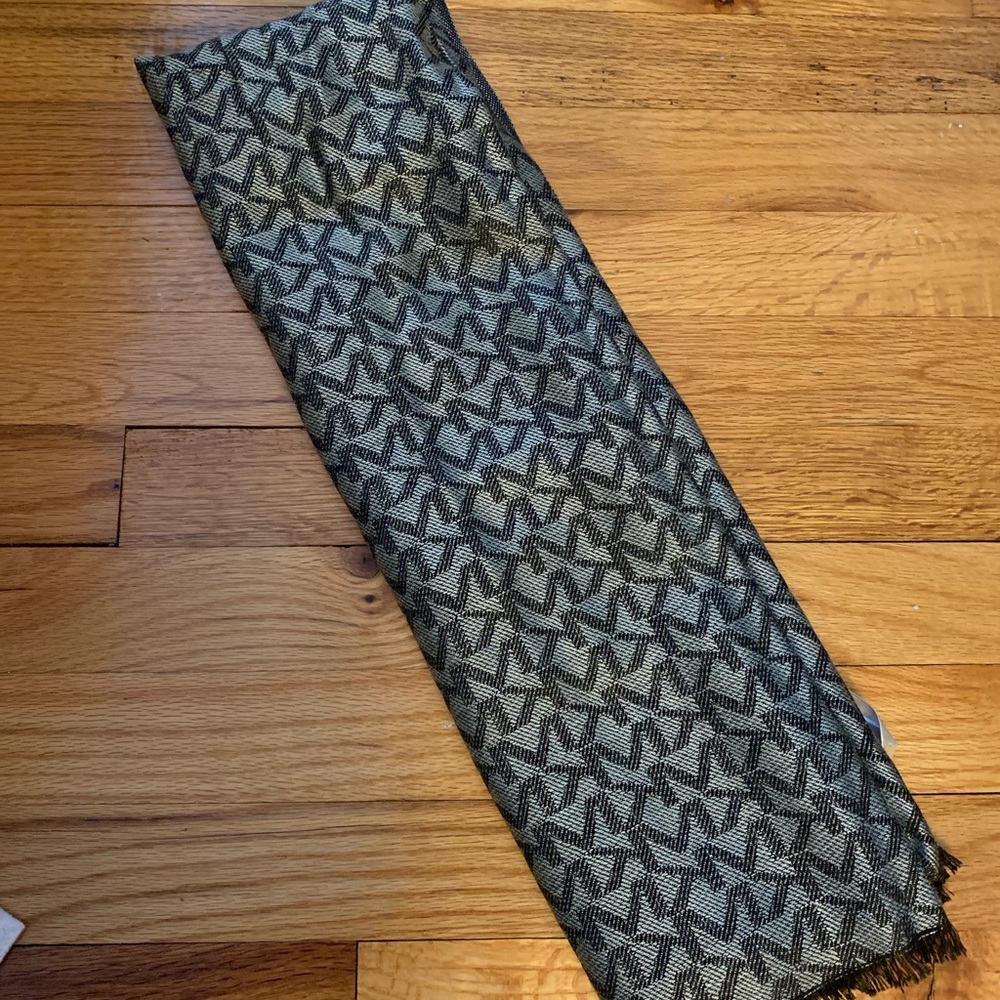Michael Kors Scarf